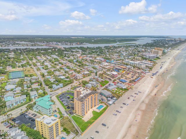 423 S Atlantic Ave Apt 101, New Smyrna Beach, FL 32169