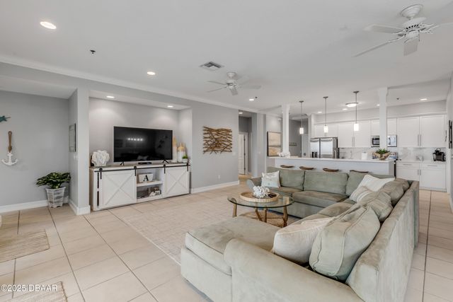 423 S Atlantic Ave Apt 101, New Smyrna Beach, FL 32169