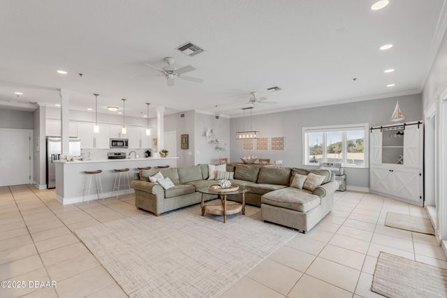 423 S Atlantic Ave Apt 101, New Smyrna Beach, FL 32169