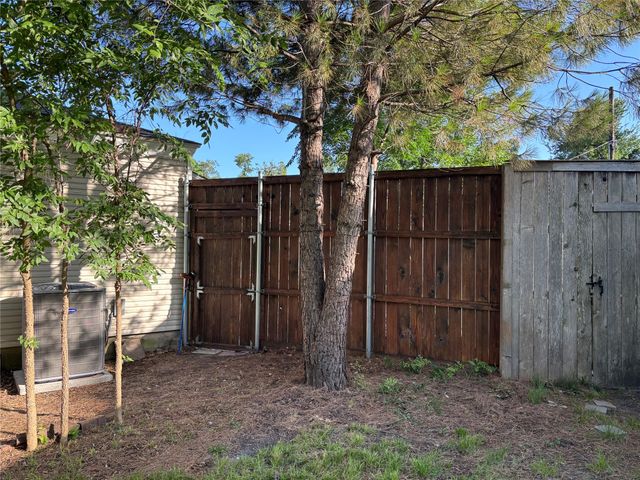 1502 Resistol Road, Garland, TX 75042