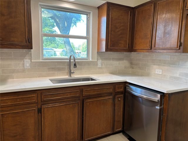 1502 Resistol Road, Garland, TX 75042