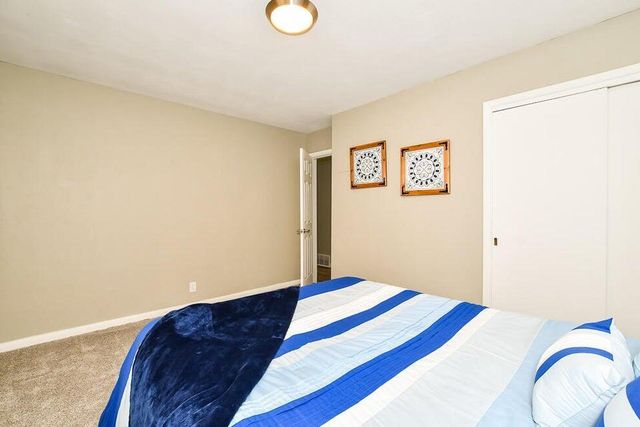 6604 E H Avenue, Kalamazoo, MI 49048