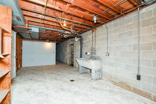 6604 E H Avenue, Kalamazoo, MI 49048