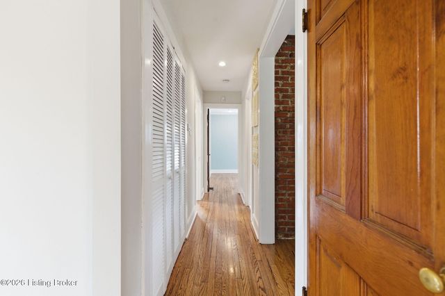 350 Belvar Ave, Louisville, KY 40206