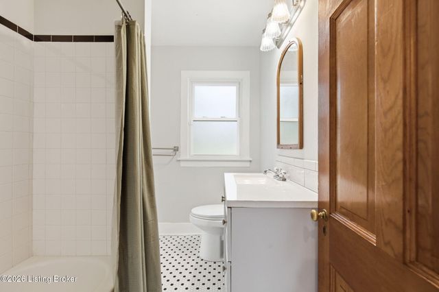 350 Belvar Ave, Louisville, KY 40206