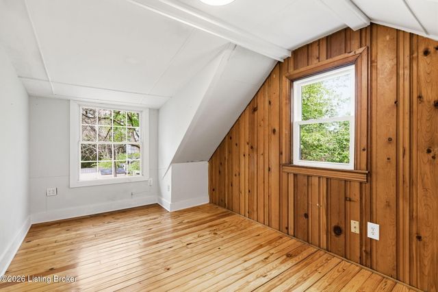 350 Belvar Ave, Louisville, KY 40206