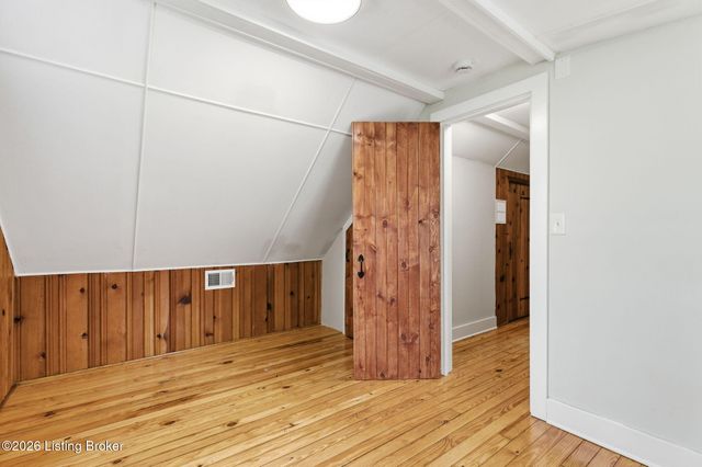 350 Belvar Ave, Louisville, KY 40206