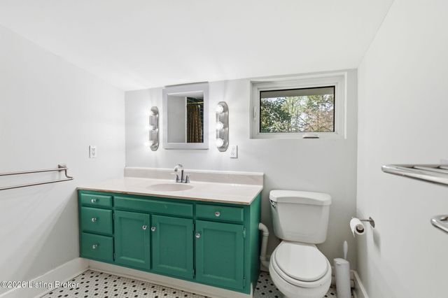 350 Belvar Ave, Louisville, KY 40206