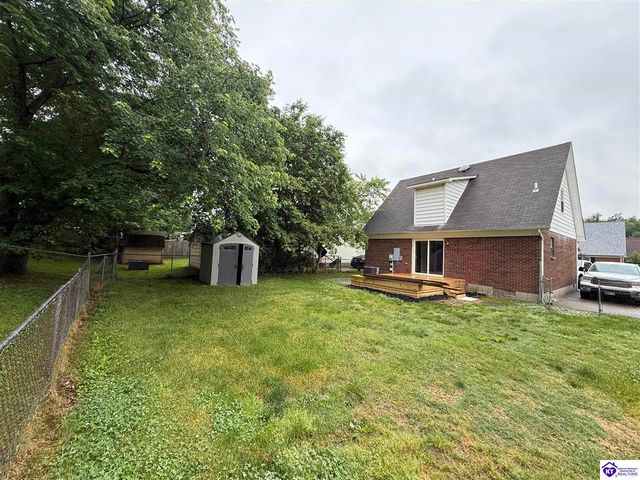2574 Vonoa Drive, Radcliff, KY 40160