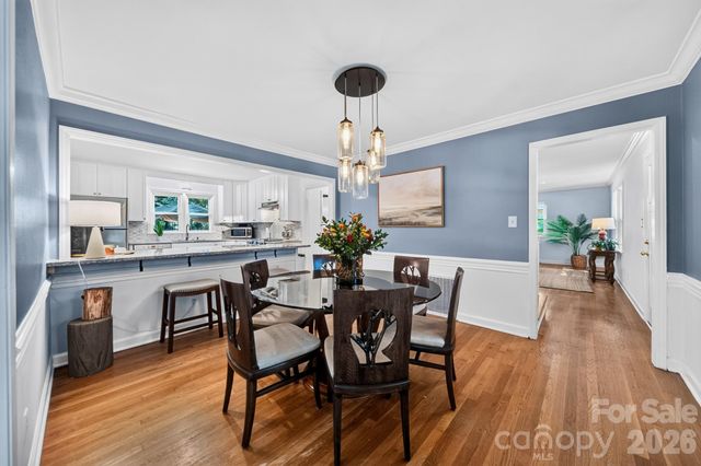 1309 Worcaster Place, Charlotte, NC 28211