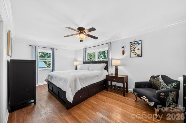 1309 Worcaster Place, Charlotte, NC 28211