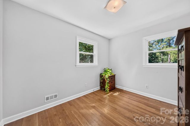 1309 Worcaster Place, Charlotte, NC 28211