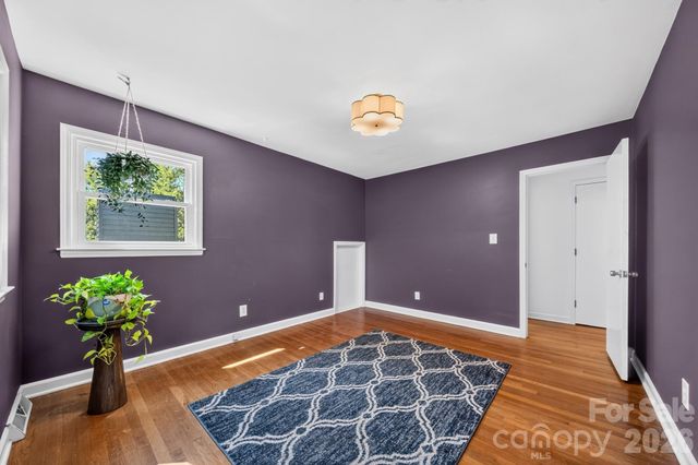 1309 Worcaster Place, Charlotte, NC 28211