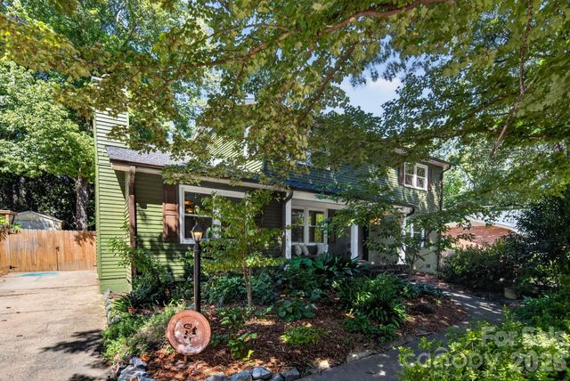 1309 Worcaster Place, Charlotte, NC 28211