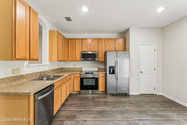 6865 MISTY VIEW Drive, Jacksonville, FL 32210