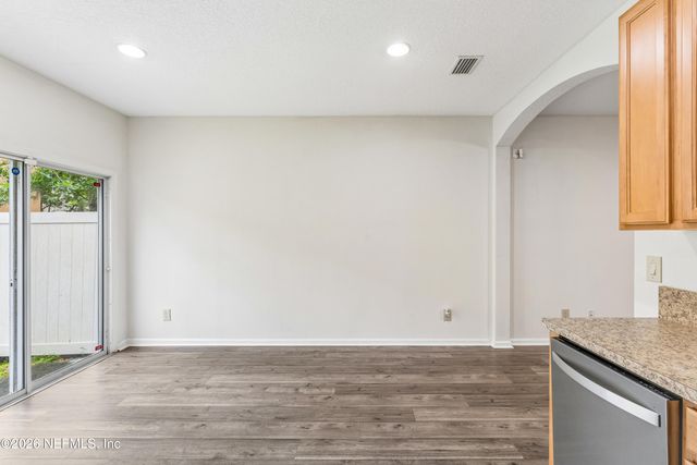 6865 MISTY VIEW Drive, Jacksonville, FL 32210