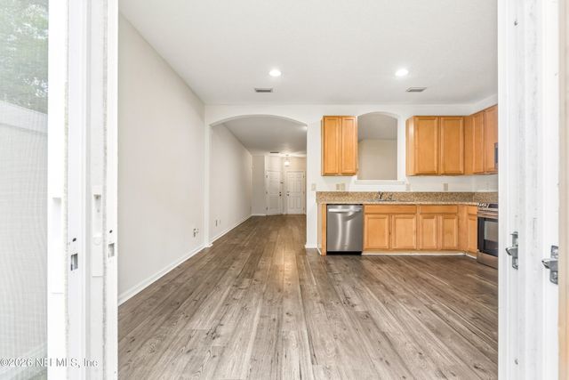 6865 MISTY VIEW Drive, Jacksonville, FL 32210