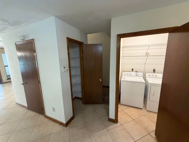 3207 Shamrock Street E., Apt. 33, Tallahassee, FL 32309