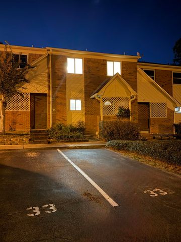 3207 Shamrock Street E., Apt. 33, Tallahassee, FL 32309