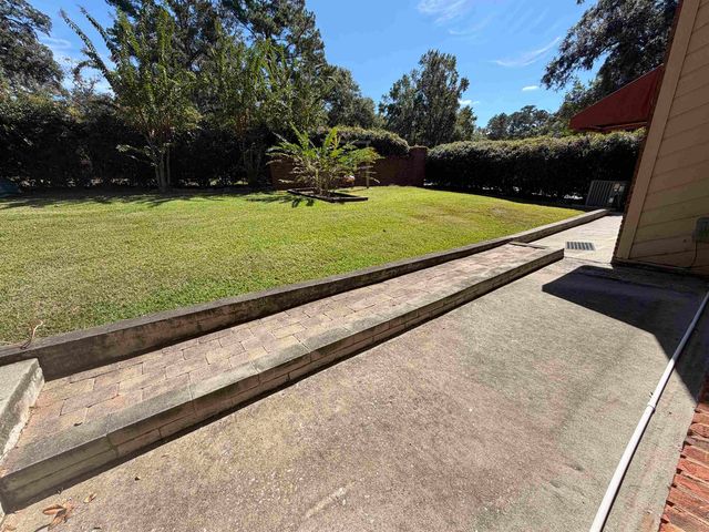 3207 Shamrock Street E., Apt. 33, Tallahassee, FL 32309