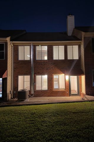 3207 Shamrock Street E., Apt. 33, Tallahassee, FL 32309