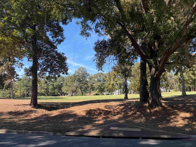 3207 Shamrock Street E., Apt. 33, Tallahassee, FL 32309