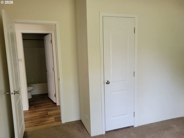 303 13TH St Sw, Bandon, OR 97411