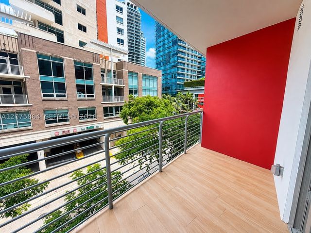 90 NE 32nd St 314, Miami, FL 33137