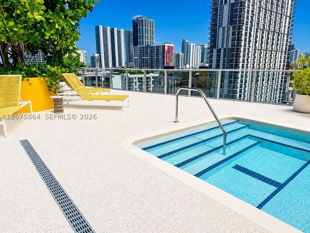90 NE 32nd St 314, Miami, FL 33137