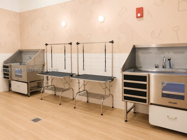 90 NE 32nd St 314, Miami, FL 33137