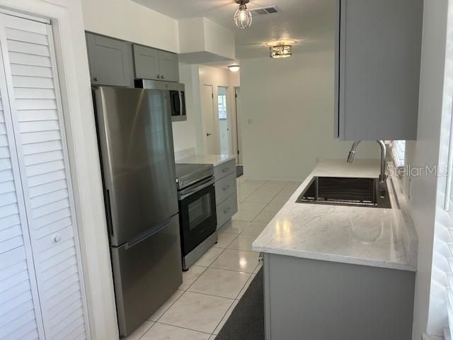 11324 87TH AVENUE, Seminole, FL 33772