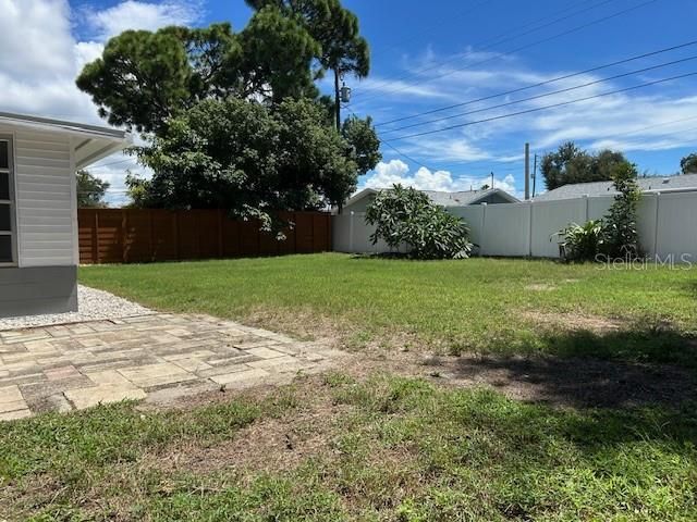 11324 87TH AVENUE, Seminole, FL 33772