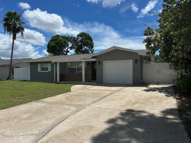 11324 87TH AVENUE, Seminole, FL 33772