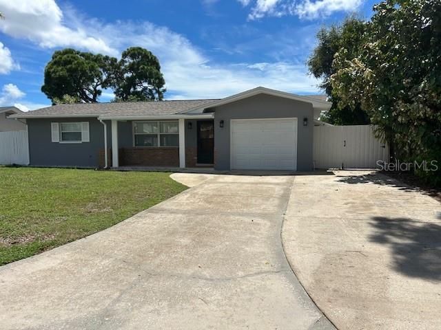 11324 87TH AVENUE, Seminole, FL 33772