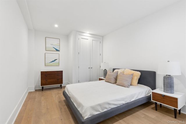 148-09 Northern Boulevard 1D, Flushing, NY 11355