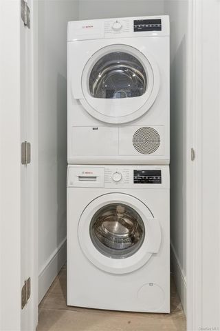 148-09 Northern Boulevard 1D, Flushing, NY 11355