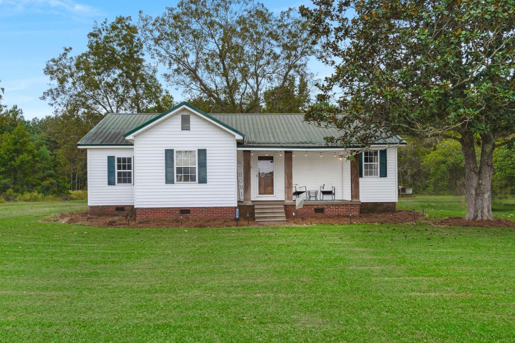 298 Old Bell Road, Saint George, SC 29477