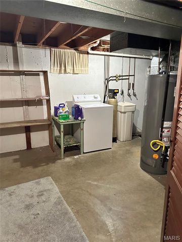 1108 State Street, Collinsville, IL 62234