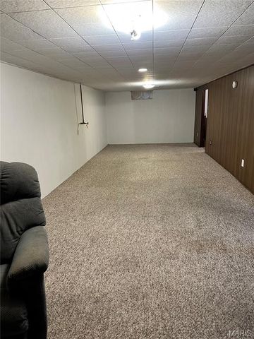 1108 State Street, Collinsville, IL 62234