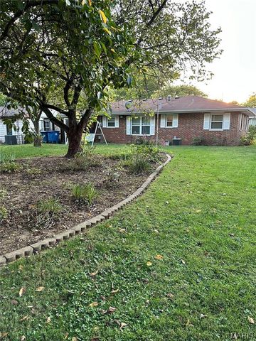 1108 State Street, Collinsville, IL 62234