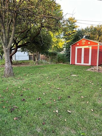 1108 State Street, Collinsville, IL 62234