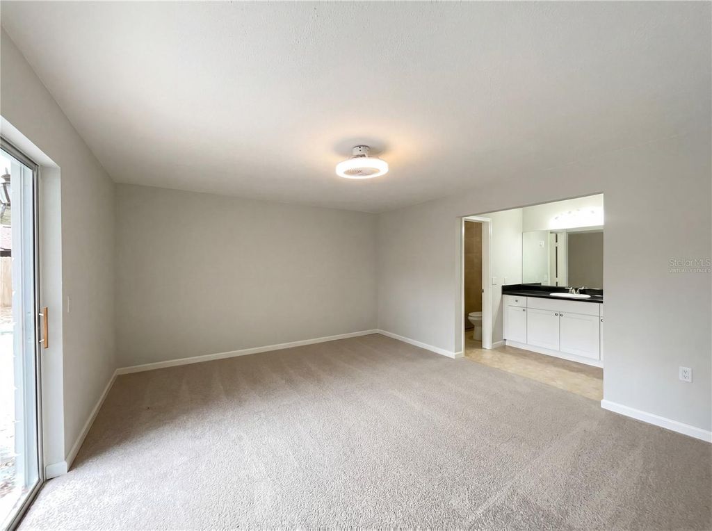 Image 4 of property listing at 8318 CHENILLE DRIVE, Orlando, FL 32818