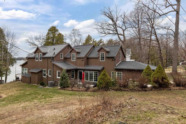 704 FROMM LANE, Elkhart Lake, WI 53020