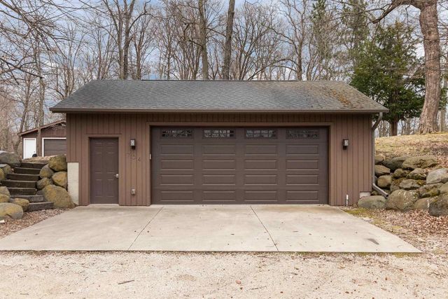 704 FROMM LANE, Elkhart Lake, WI 53020