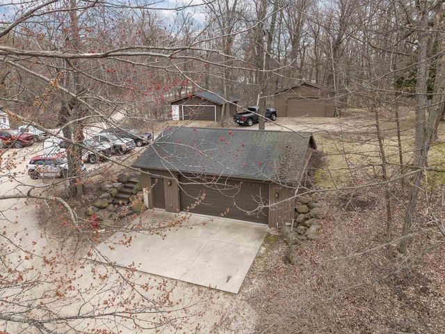 704 FROMM LANE, Elkhart Lake, WI 53020