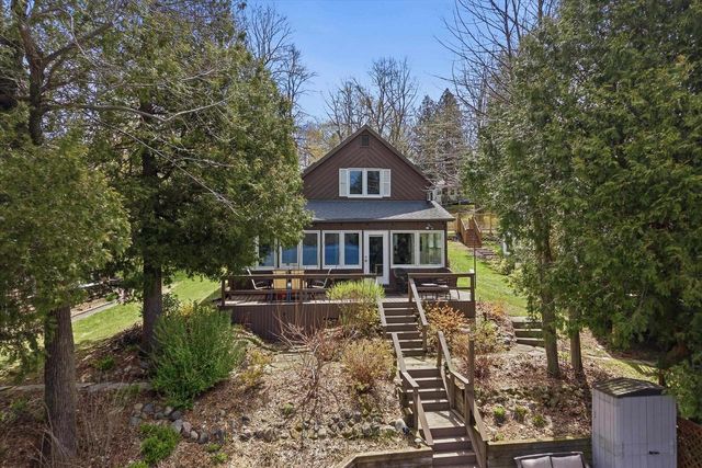 704 FROMM LANE, Elkhart Lake, WI 53020