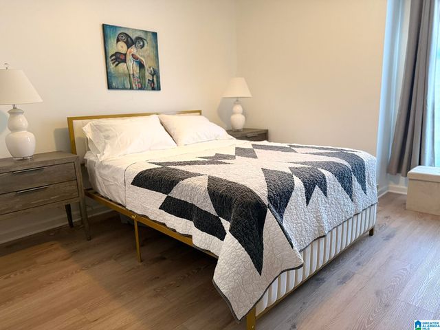 126 W Green Unit 126, Vestavia Hills, AL 35243