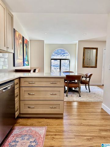 126 W Green Unit 126, Vestavia Hills, AL 35243