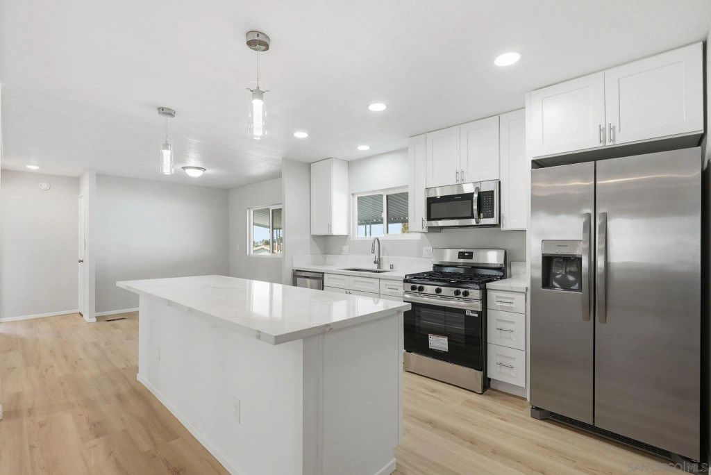 3340 Del Sol Blvd 102, San Diego, CA 92154