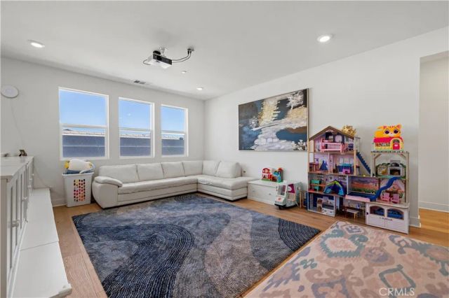 28346 Old Springs, Castaic, CA 91384